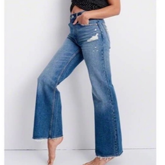 Abercrombie & Fitch Denim - Abercrombie & Fitch Annie High Rise Wide Leg Medium Wash Distressed Jean